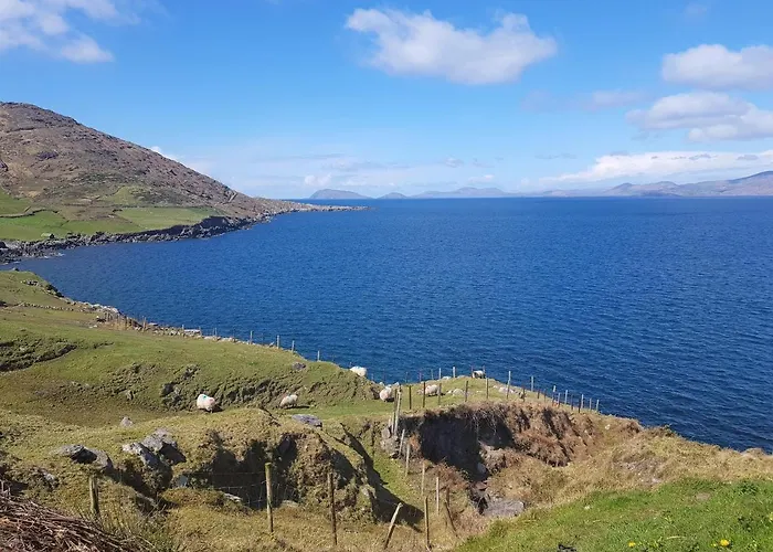 Дом отдыха Cois Farraige *